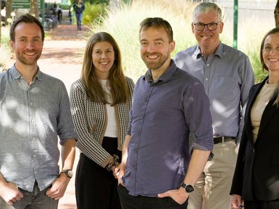Forge_Genetics_l-r_Dr_Craig_Woods_Hannah_Tapsell_Dr_Chris_Humphreys_Prof_Nigel_Minton_Dr_Lisa_Thomas_(1)